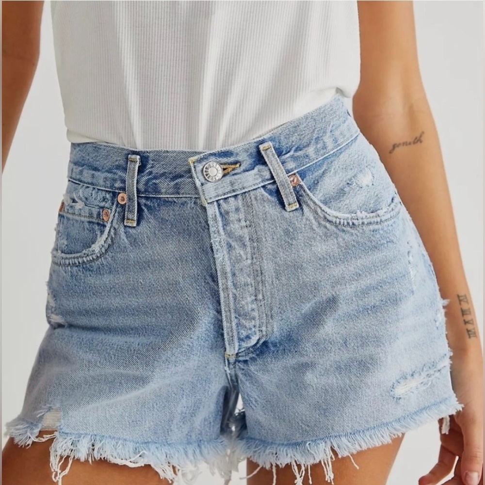 AGOLDE Parker Button Fly Denim Shorts 30 Light Wash Blue Denim Distressed